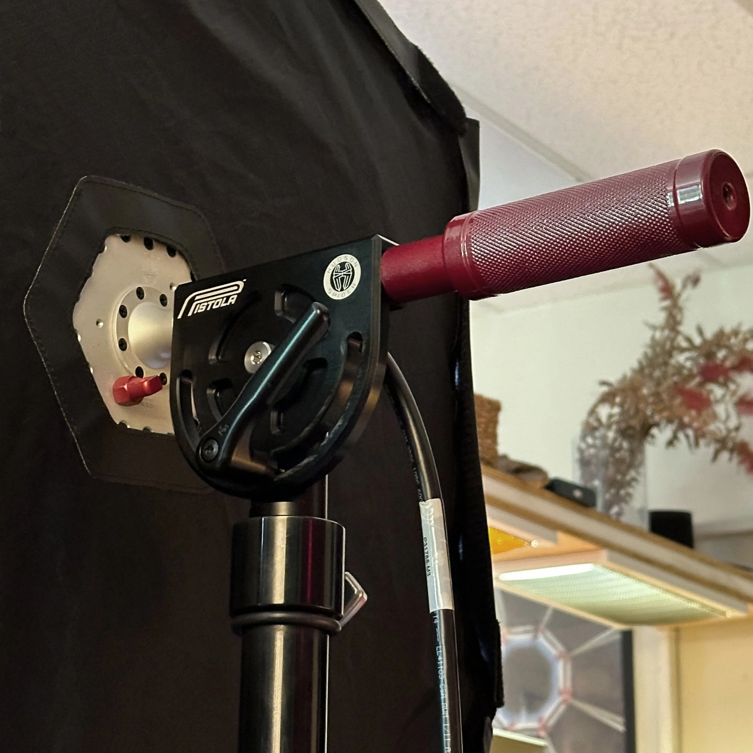 Pistola Tilting Light Mount — HUDSON SPIDER